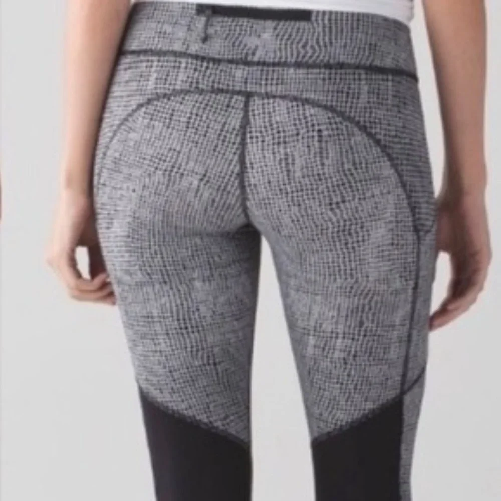 Lululemon Speed Tight V Fall Net Crop Leggings 2 Athletic Running Gym Workout